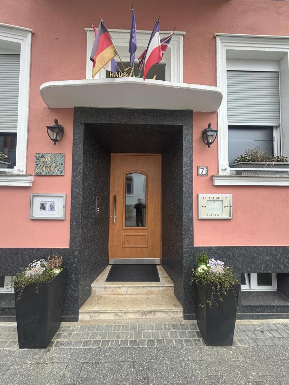 Gaestehaus Mietz Bad Neuenahr-Ahrweiler Zewnętrze zdjęcie