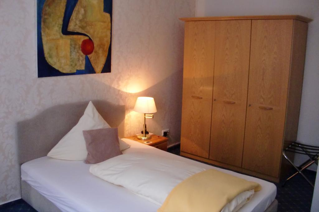 Gaestehaus Mietz Bad Neuenahr-Ahrweiler Zewnętrze zdjęcie